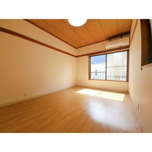 居室・リビング　ゆったりとした居間です