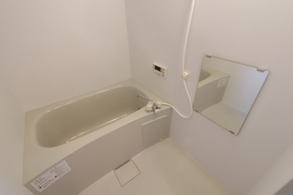 バス・シャワールーム　一日の疲れを癒してください