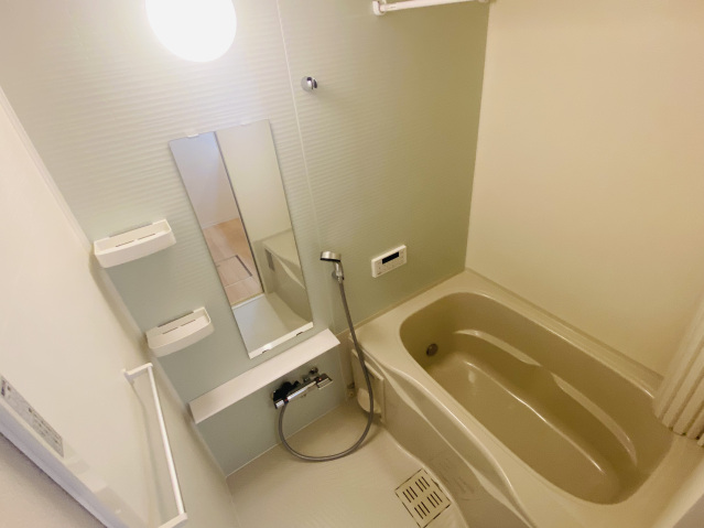 バス・シャワールーム　☆追い炊き・乾燥機付き☆
