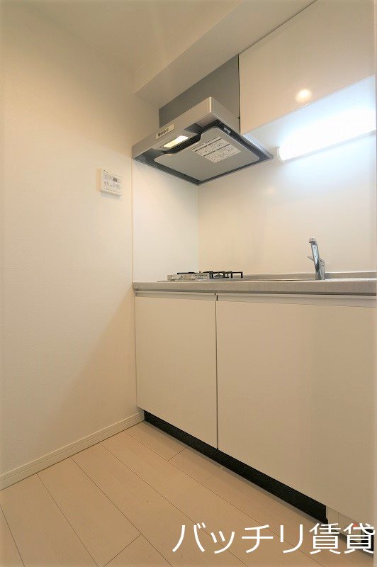 キッチン　同型タイプの為、現状を優先いたします