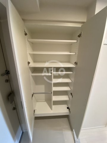 収納　Park Hana Honmachi WEST　下駄箱