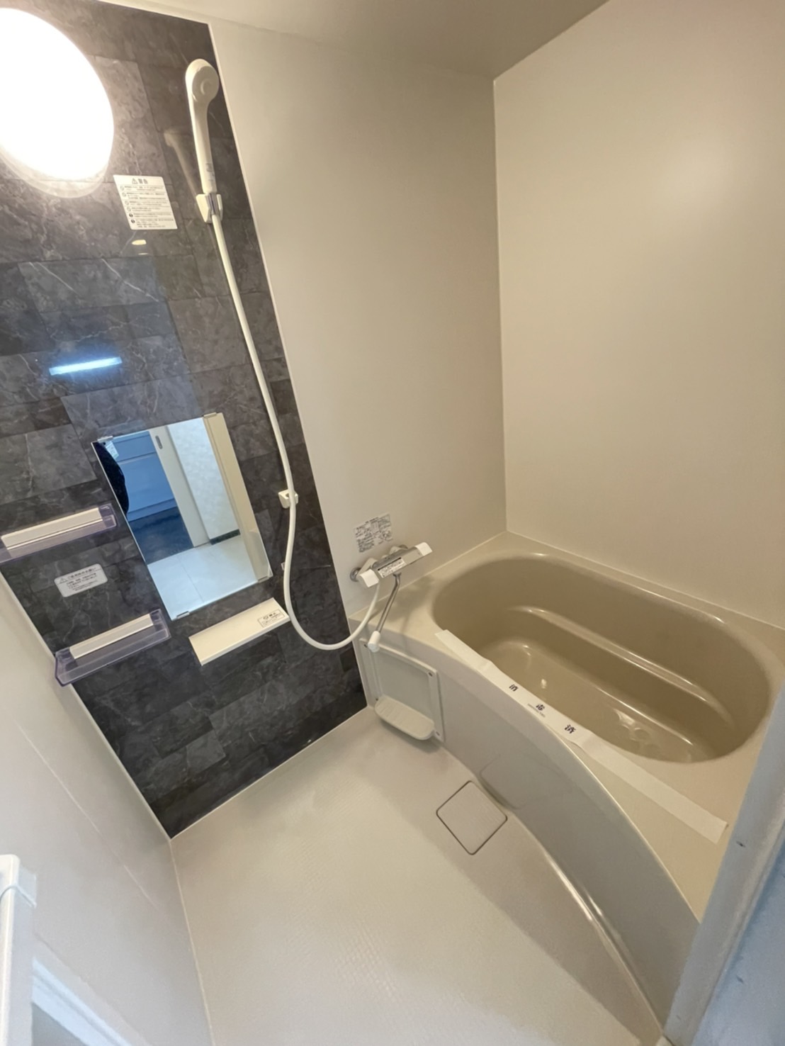 バス・シャワールーム　※反転タイプ