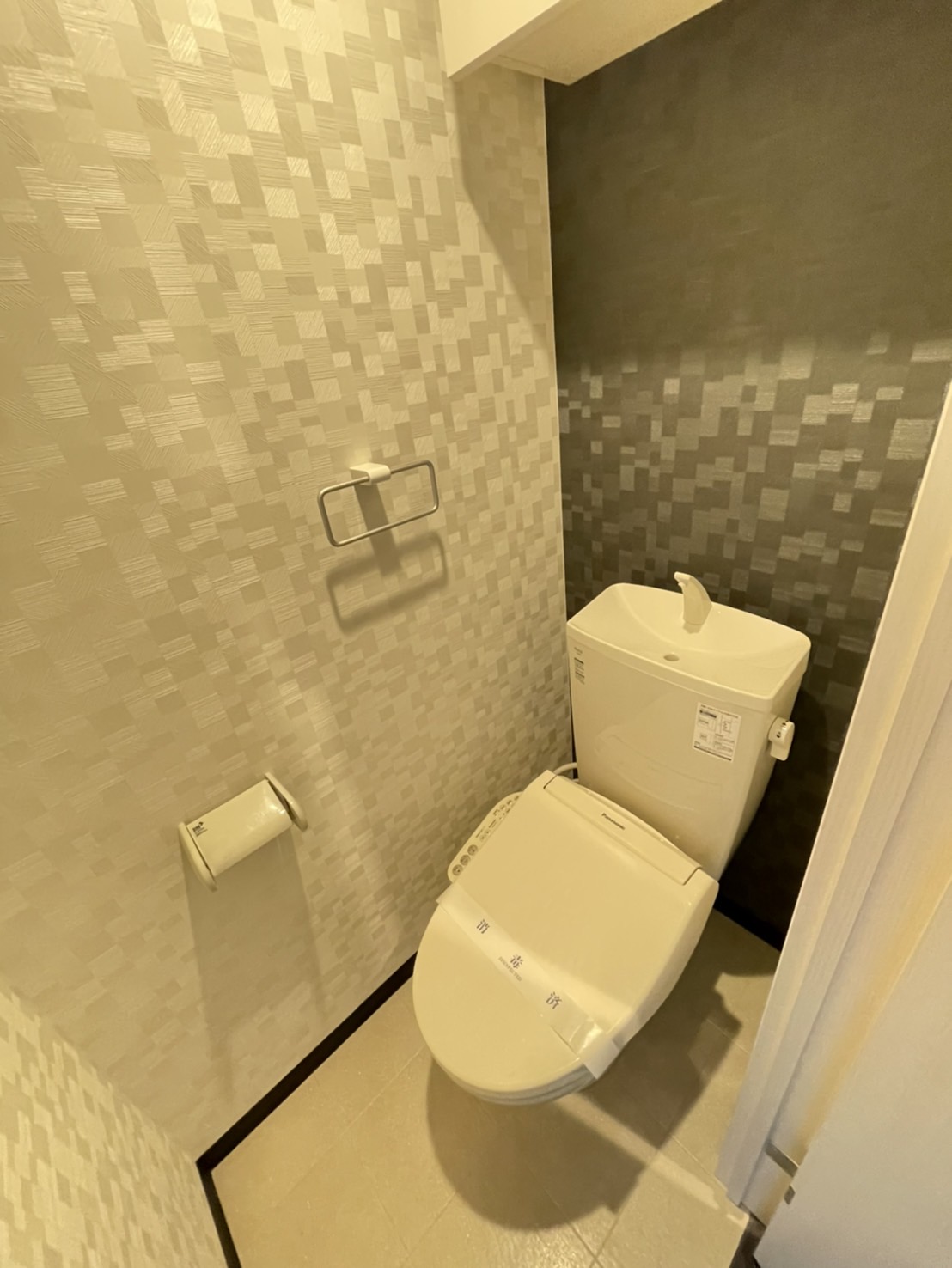 トイレ　※反転タイプ