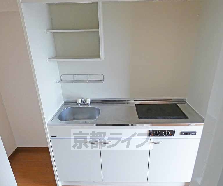 キッチン　キッチンです。