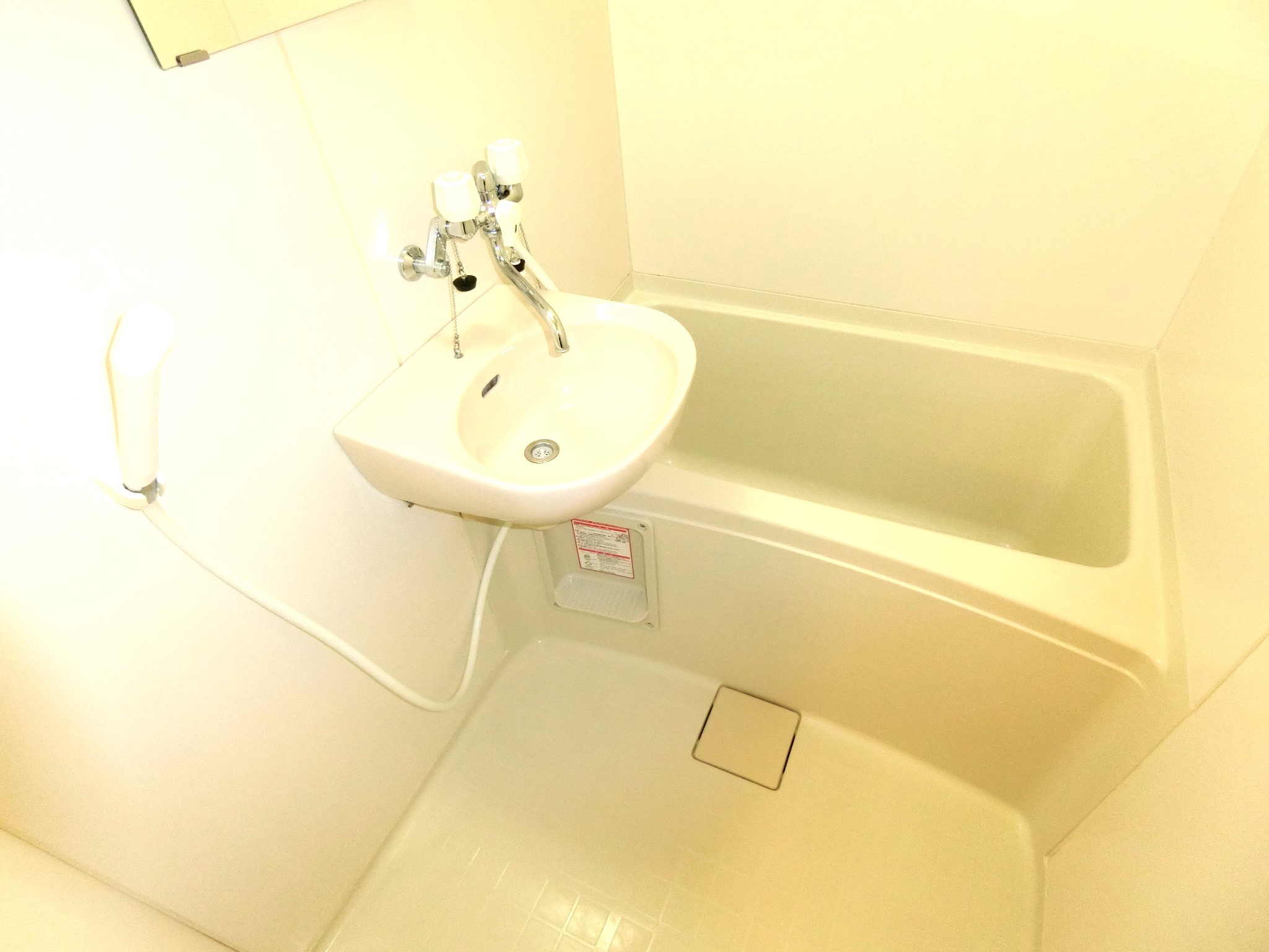 バス・シャワールーム　綺麗なバスルームです☆