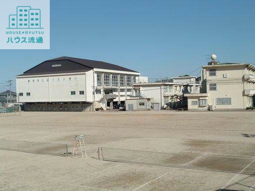 中学校　諫早市立喜々津中学校（中学校）まで1733m