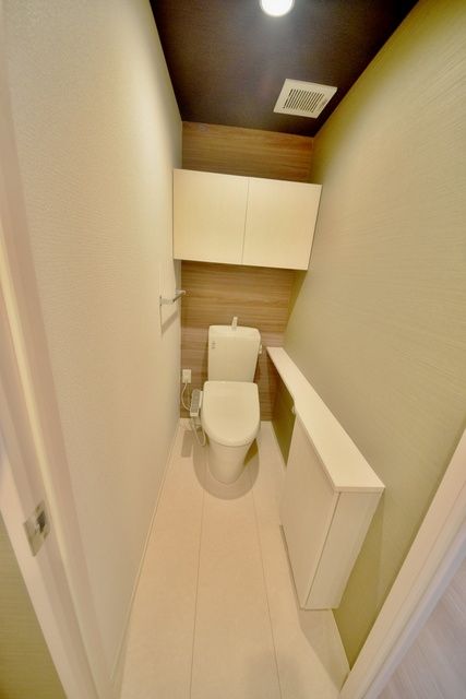 トイレ　お問い合わせはタウンハウジングまで