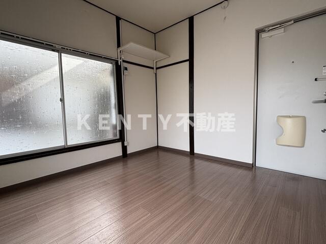 その他部屋・スペース　落ち着いて過ごせるお部屋なので、寝室にいかがでしょうか