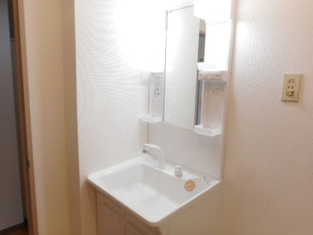 洗面設備　洗髪洗面化粧台