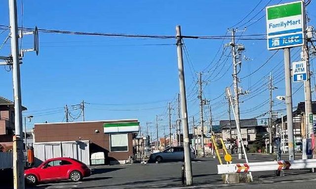 コンビニ　ファミリーマート市原姉崎店3フ（コンビニ）まで1000m