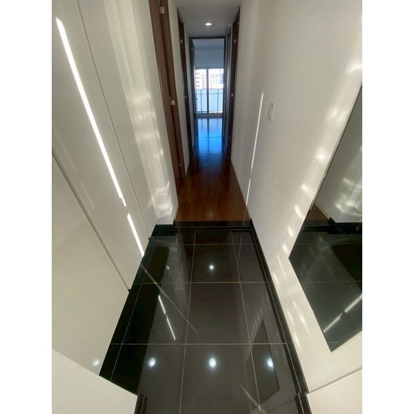 玄関　CITY SPIRE難波グレイス　玄関