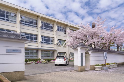 小学校　奈良市立都跡小学校（小学校）まで1212m