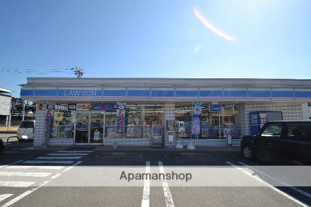 コンビニ　ローソン（コンビニ）まで500m