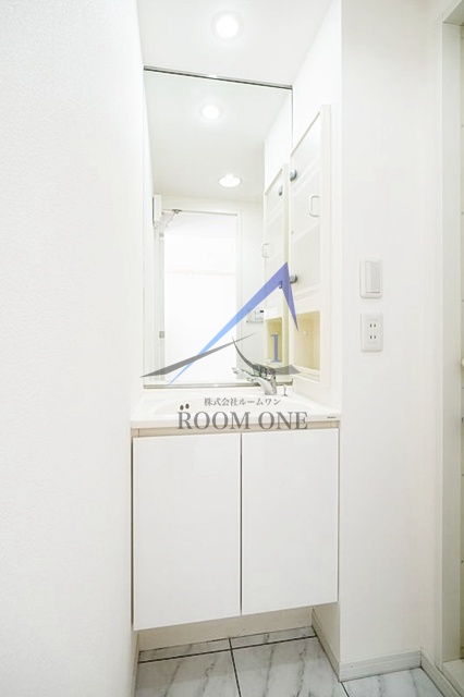 洗面設備　洗面台です。