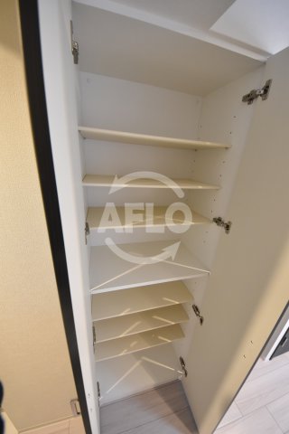 収納　S-RESIDENCE西長堀　シューズボックス