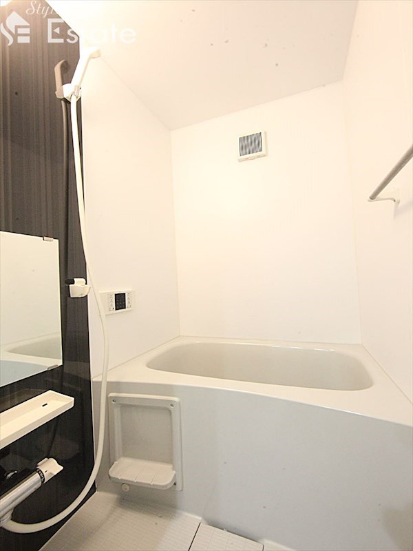 バス・シャワールーム　バスルーム