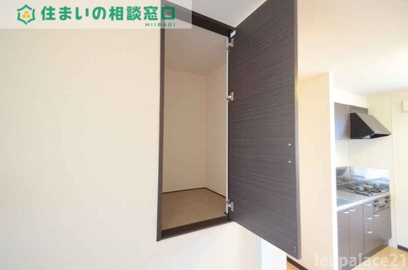 収納　実際のお部屋と異なる場合がございます。