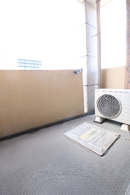 バルコニー　※別室の参考写真の為、現況優先です。