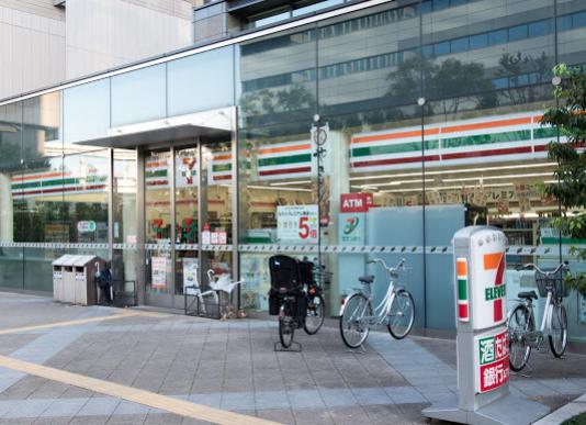 コンビニ　セブンイレブン 江東深川ギャザリア店（コンビニ）まで1099m