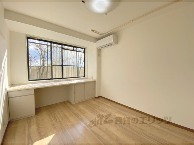 居室・リビング　洋室