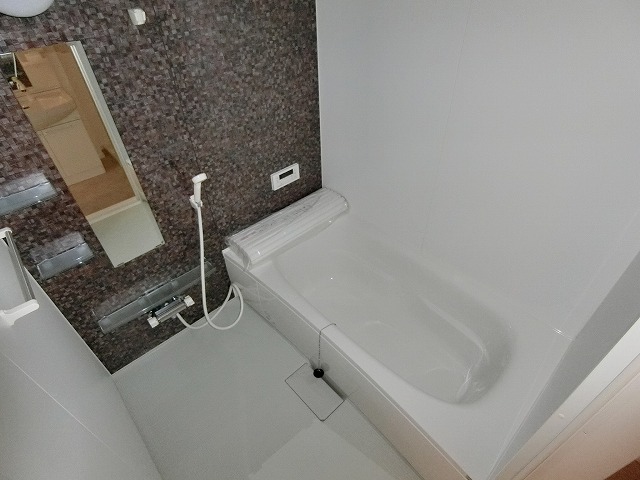 バス・シャワールーム　追い焚きバス