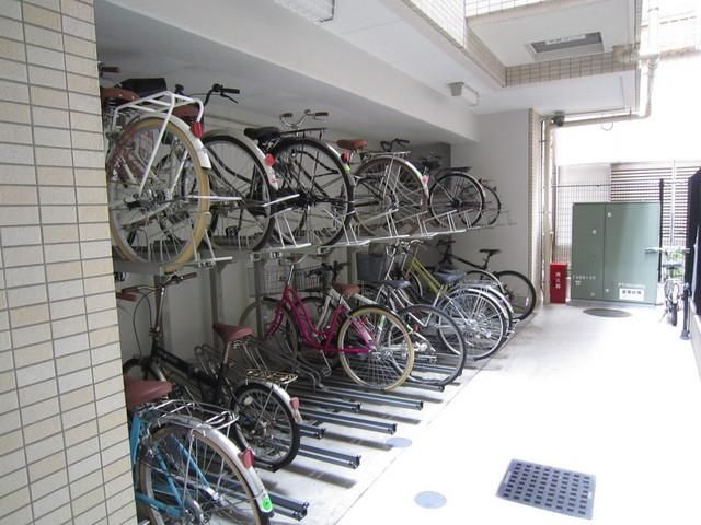 その他共有部分　駐輪場完備