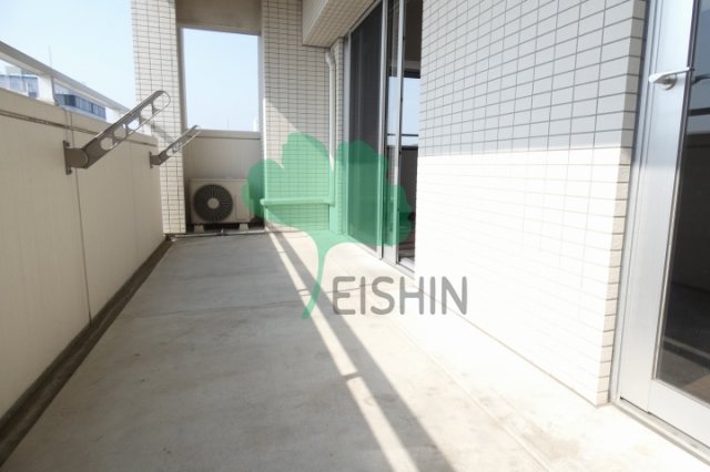 バルコニー　日当たりの良いバルコニーです！