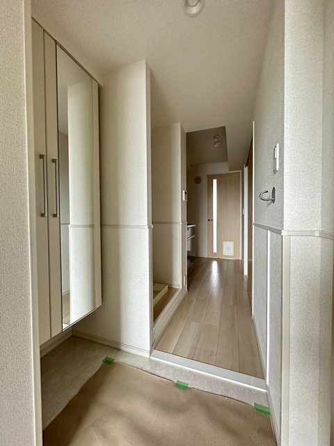 玄関　別部屋参考写真です