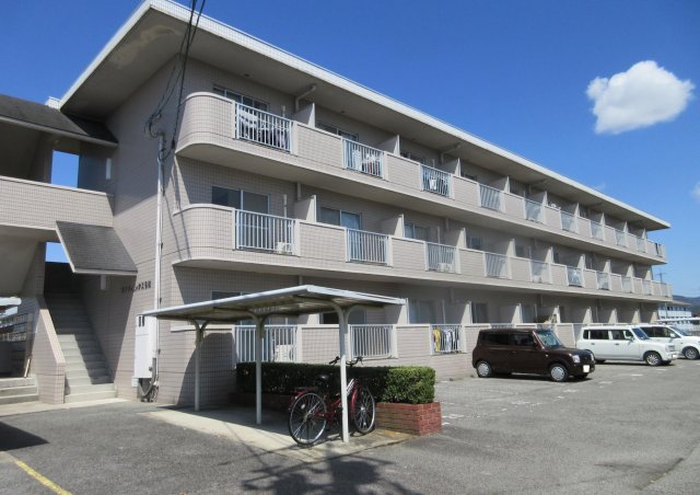 建物外観　鉄筋コンクリート造ならではの安心感