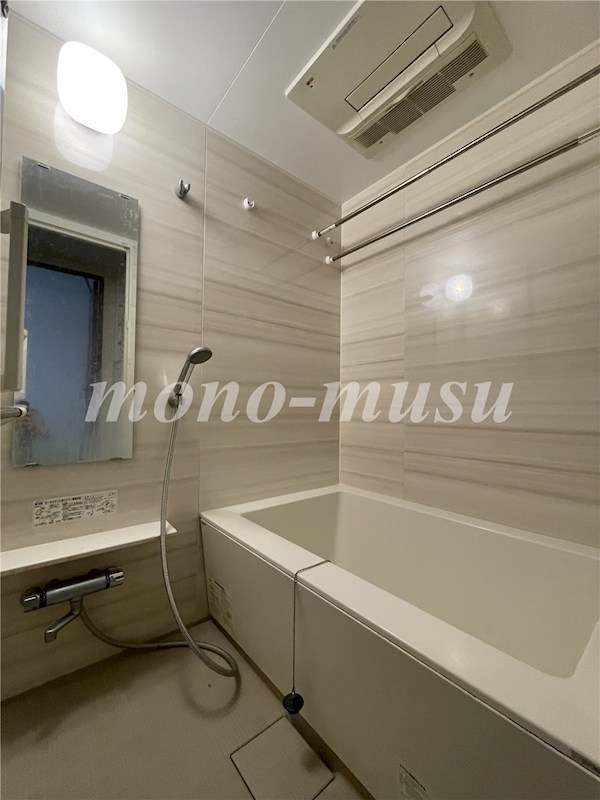 バス・シャワールーム　別部屋参考写真