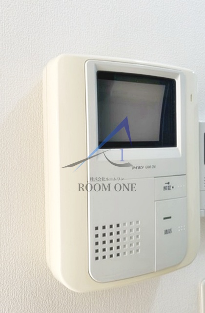 セキュリティ　モニター付きインターホンです。