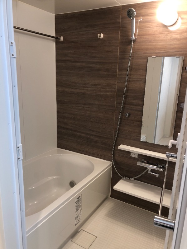 バス・シャワールーム　同物件別部屋　参考画像