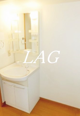 洗面設備　独立洗面台です。