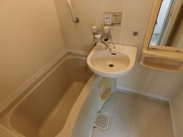 バス・シャワールーム　別号室