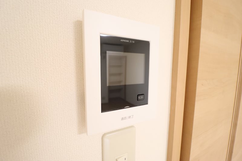 セキュリティ　ドアホン付きのため安心安全です。