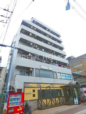 建物外観　布施駅近の好立地マンション。