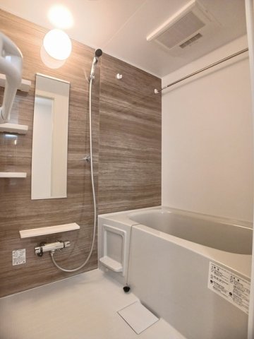 バス・シャワールーム　日々の疲れを癒すお風呂付です