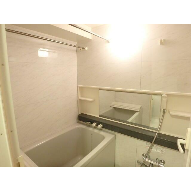 バス・シャワールーム　（別タイプ参考写真）サンシティアヴァンツァーレ文京本郷　文京