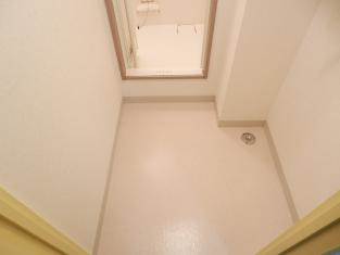 洗面設備　洗濯機置場