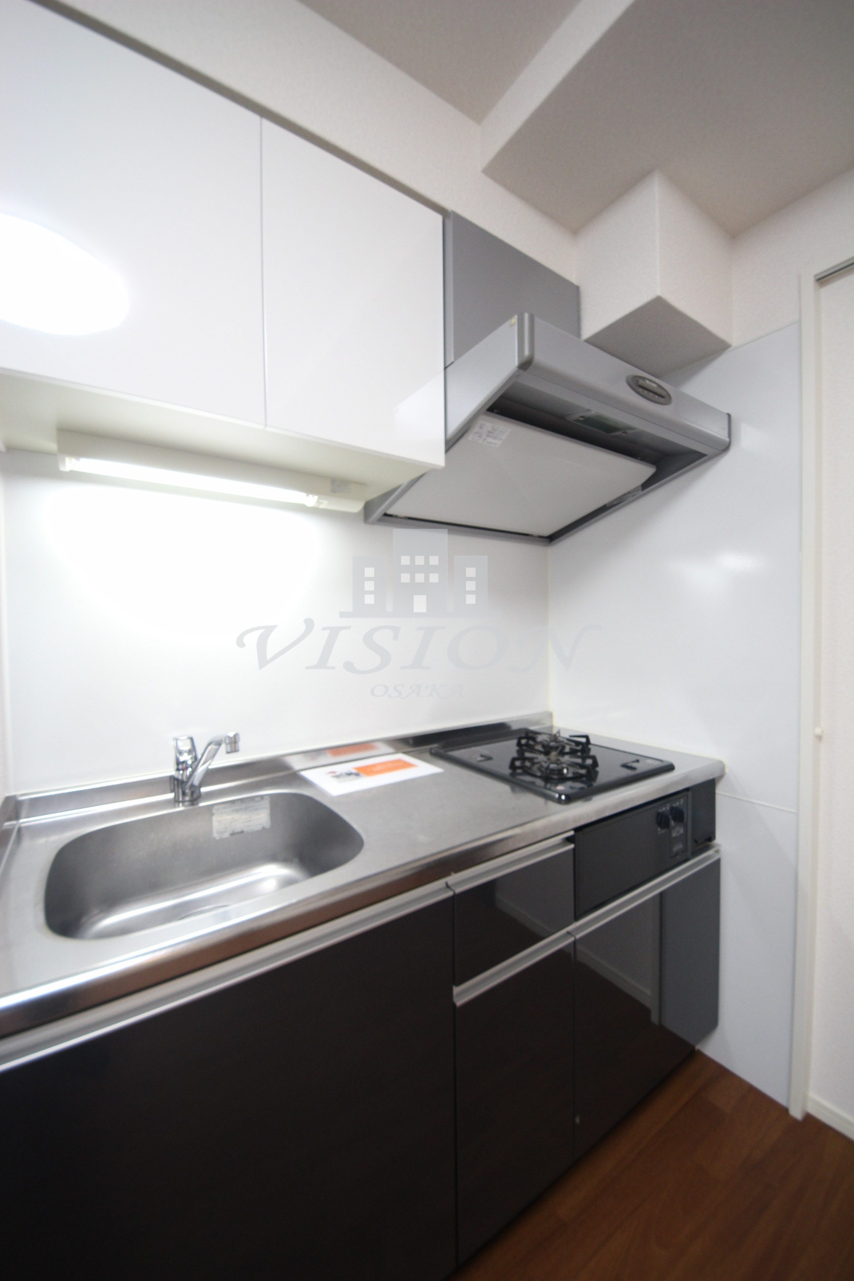 キッチン　室内写真は別タイプのものです。