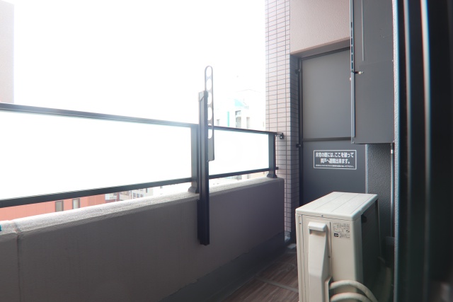 バルコニー　※別室の参考写真の為、現況優先です。