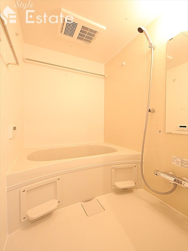 バス・シャワールーム　同仕様写真