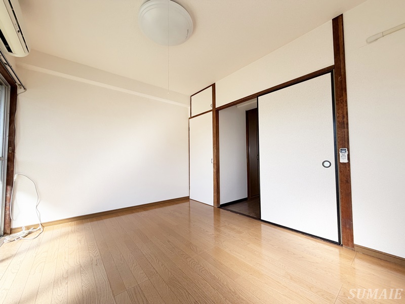 その他部屋・スペース　別角度から見た洋室です☆