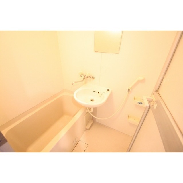 バス・シャワールーム　バス、洗面