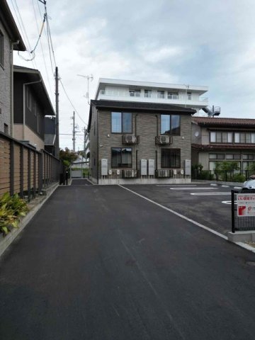 駐車場　駐車場完備です