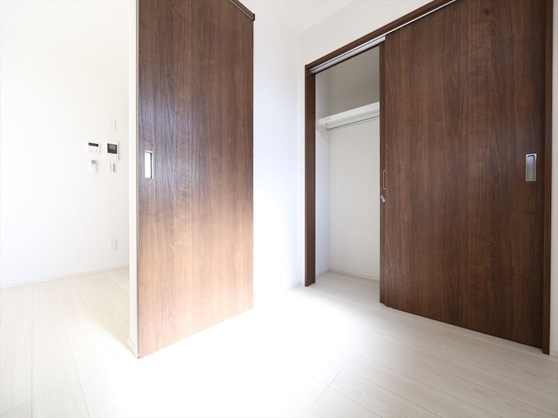 その他部屋・スペース　洋室3帖　クローゼット付（収納充実してます）　同仕様写真