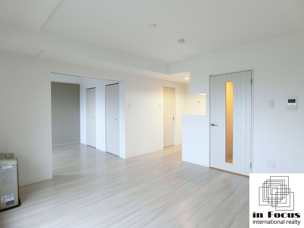 居室・リビング　エアコン付きで暑い夏も快適です