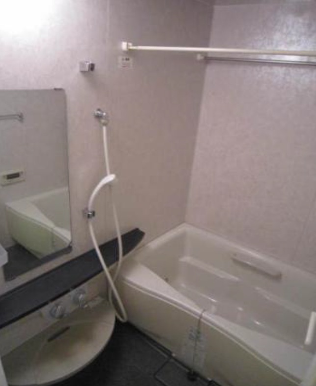 バス・シャワールーム　ゆったり過ごせるお風呂です