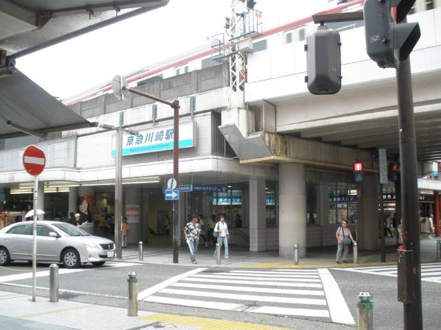 銀行　（株）三菱ＵＦＪ銀行／川崎支店（銀行）まで293m