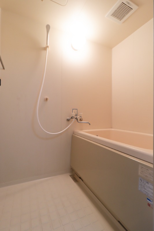 バス・シャワールーム　図面と現状に相違がある場合には現状を優先